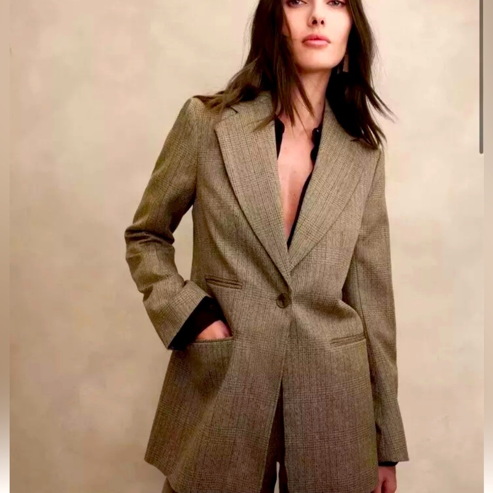 Banana Republic Lido Sculpted Italian Wool Blazer Downtown Plaid Size 0P Petite